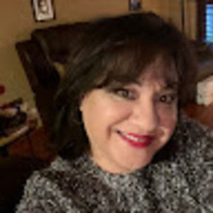 Meet your Posher, Cynthia